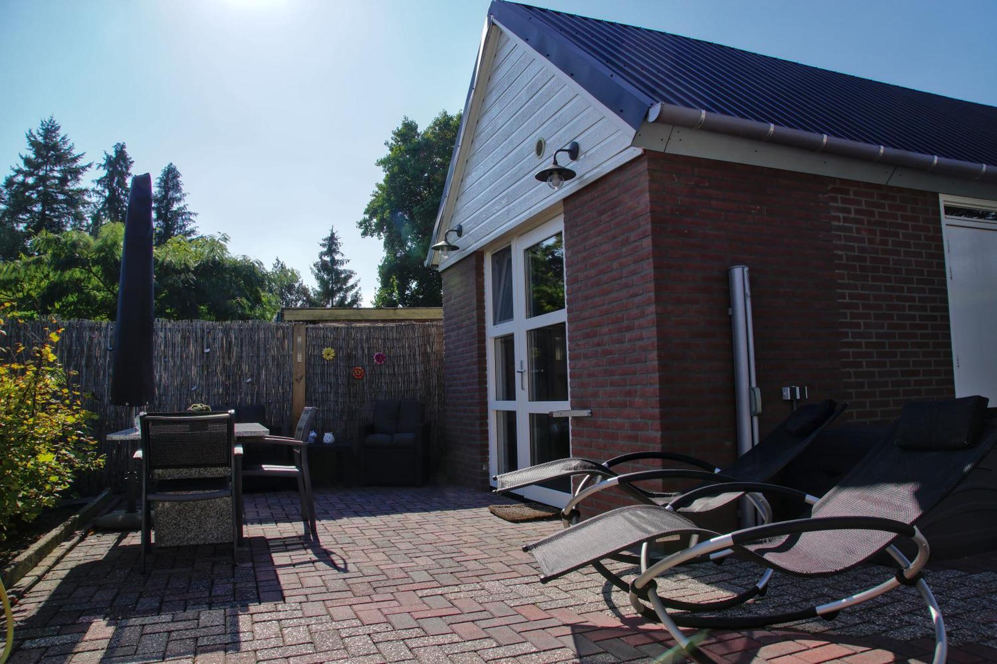 Emmen Bed And Breakfast Exterior photo