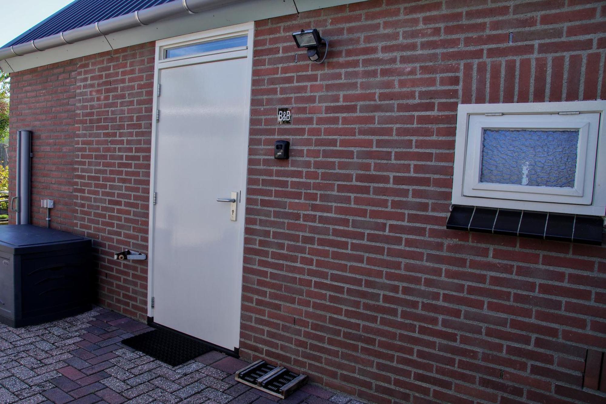 Emmen Bed And Breakfast Exterior photo